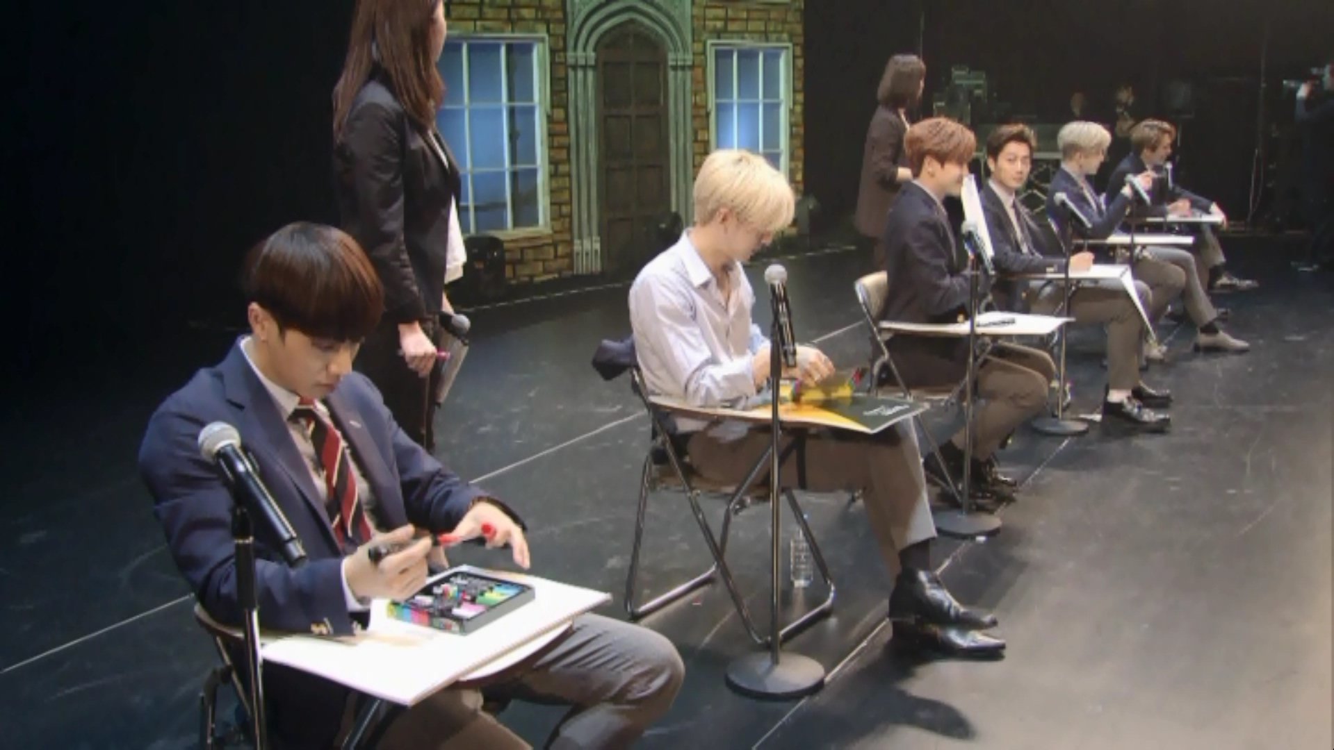 CWQwmgmU4AAPRTg.jpg:large