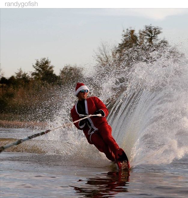 TexasHumor's tweet image. When Texans hear that the high is supposed to be 75 in December.