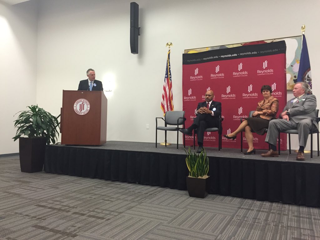 cherndon's tweet photo. .@GovernorVA announces proposed budget includes almost $25M@ in #workforcecredentials at Va's Community Colleges https://t.co/wjI09XjnF3