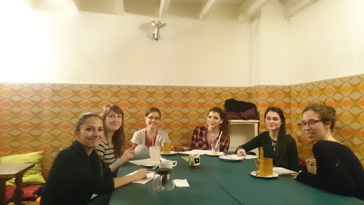 StopHDR13's tweet photo. Notre deuxième réunion autour de savoureuses boissons !! Au boulot ! https://t.co/lZc0PQzaF6