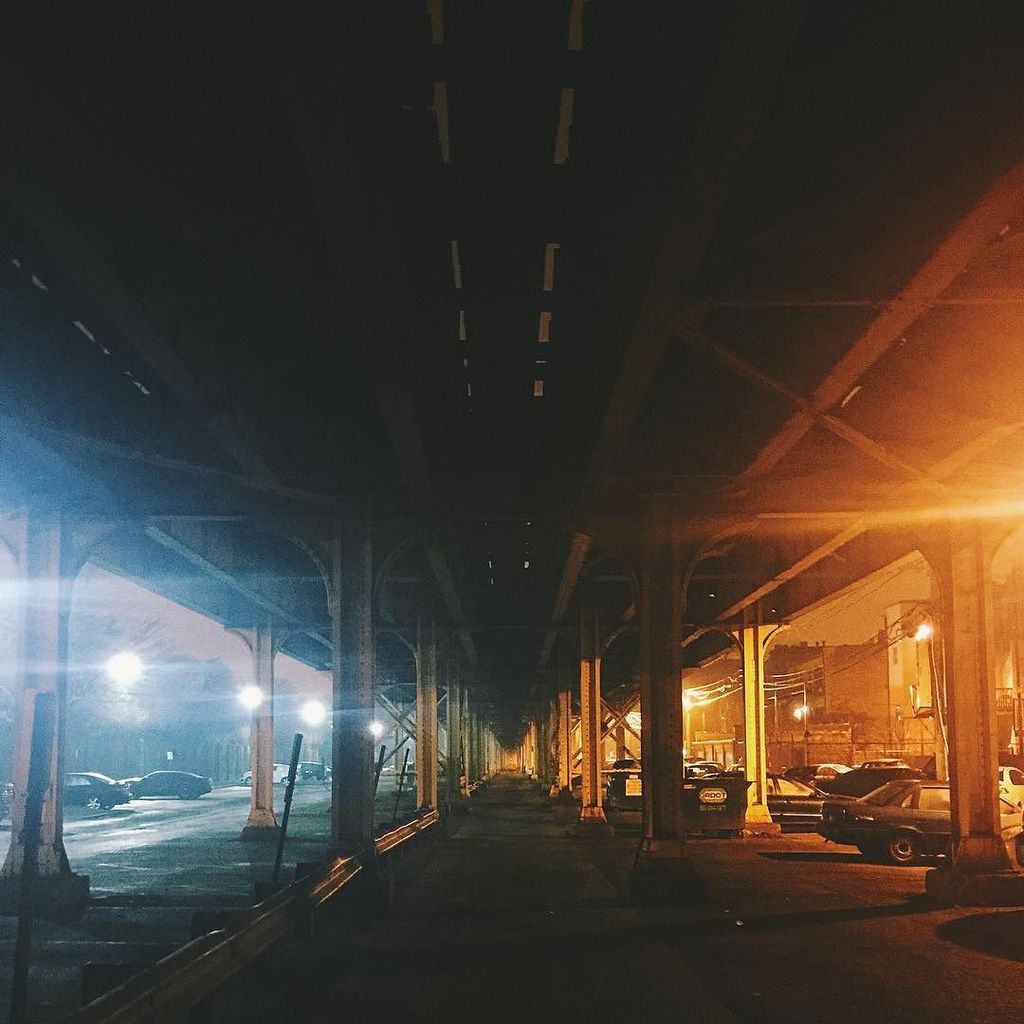 drabist's tweet photo. #Chicago #redline #ChicagoL #train #tracks #hotandcold #fireandice #lightflare https://t.co/K6qUPOtJsG https://t.co/inwRDIutZ9