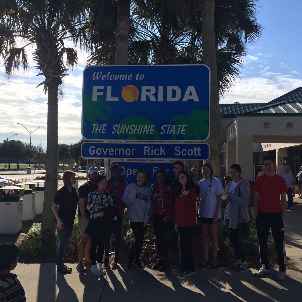 AndreaStalvey's tweet photo. We made it to Florida! #alternativewinterbreak #UofSC https://t.co/C3015J6bb6