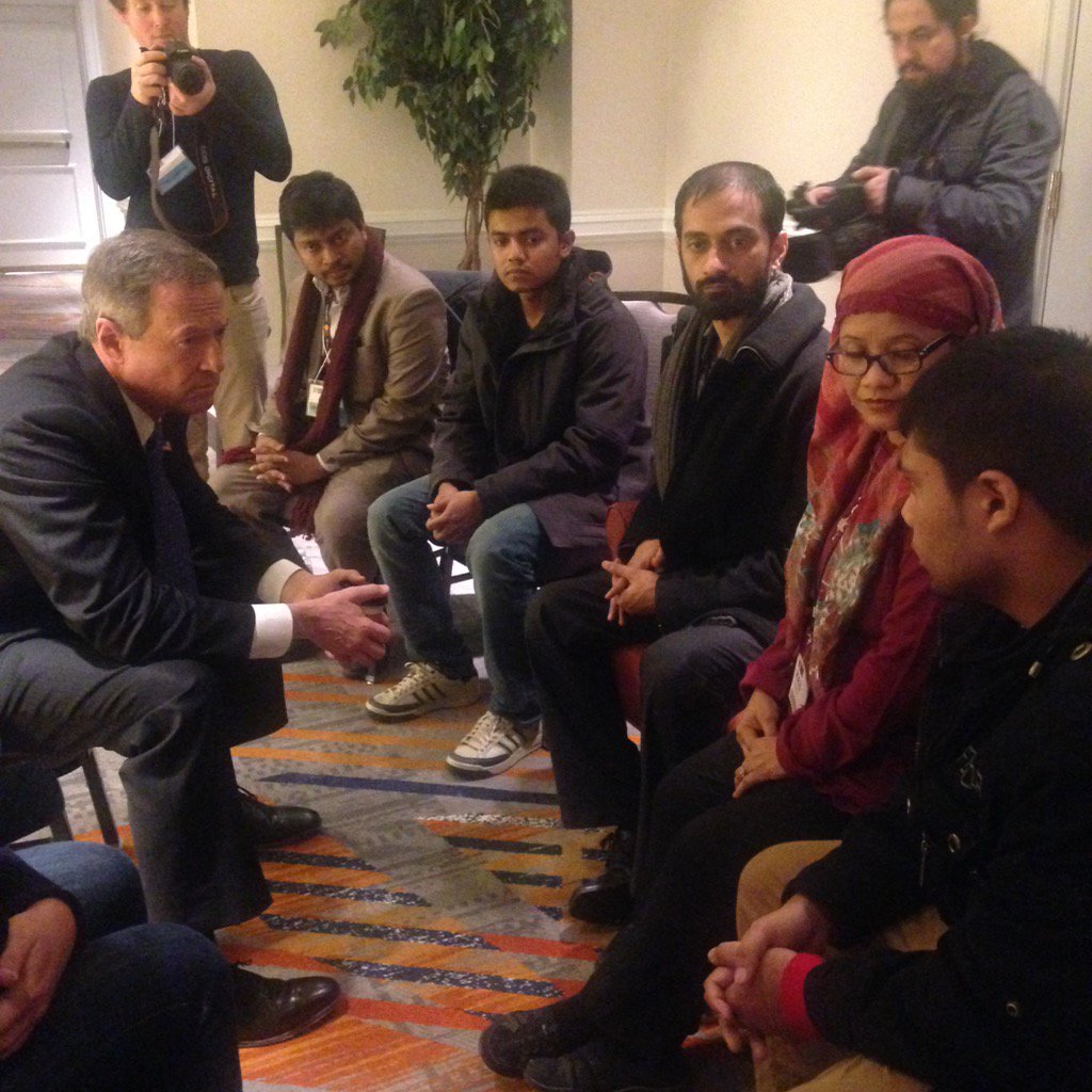 thenyic's tweet photo. meeting w Bangladeshi #immigrants @DesisRisingUp, @MartinOMalley hears abt conditions in detention centers #NIIC https://t.co/fV9l05J0Jh