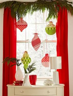 Lignia_Hybrid's tweet photo. We love windows ~ especially Christmas windows! 
#christmaswindow #decorationideas #windowdecoration https://t.co/xUh2MNjCxy
