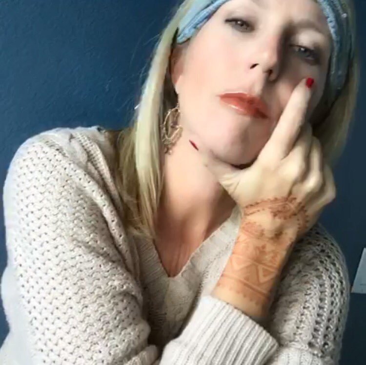 lisiw14's tweet photo. Fierce and Tribal- sporting my lip color of Livid Lipgloss!! #Cooper #henna #12lipsofchristmas #winktribe https://t.co/NQRy01gE3y