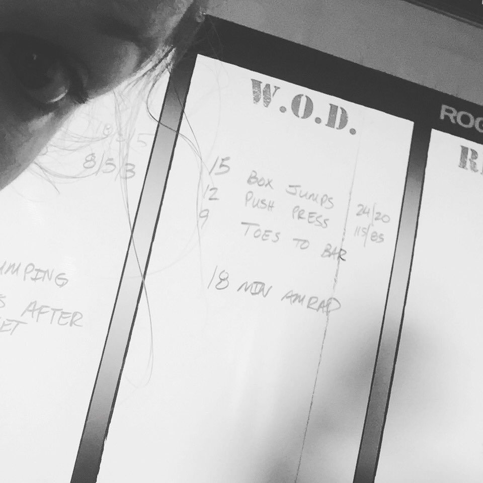 naturallystacyl's tweet photo. This #Realtor just got her #workout on! #LAProfessionals #ABBCrossFit #CrossFit #strongisthenewskinny #LOVEXIT https://t.co/JpOdVAGgGh