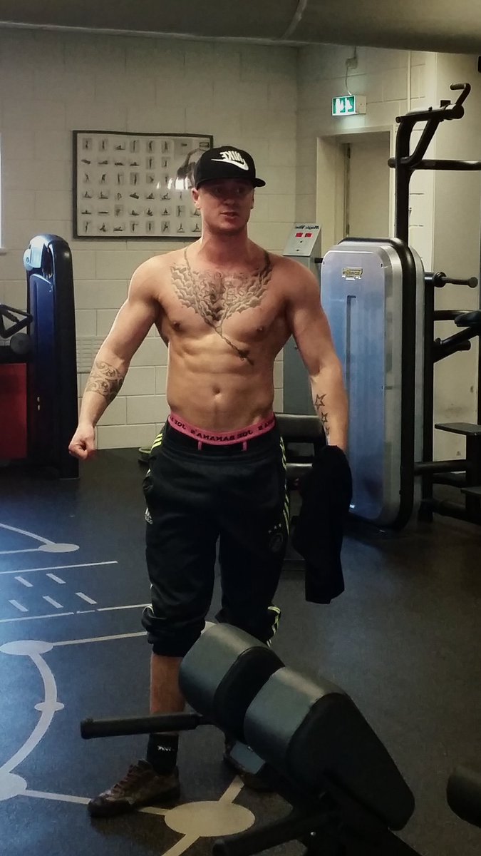Afcahendriks's tweet photo. #Fitness https://t.co/q6yzjWFHtO