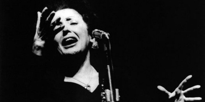 Villa Torlonia rende omaggio a Edith Piaf  lazio24news.net/2015/12/15/vil…