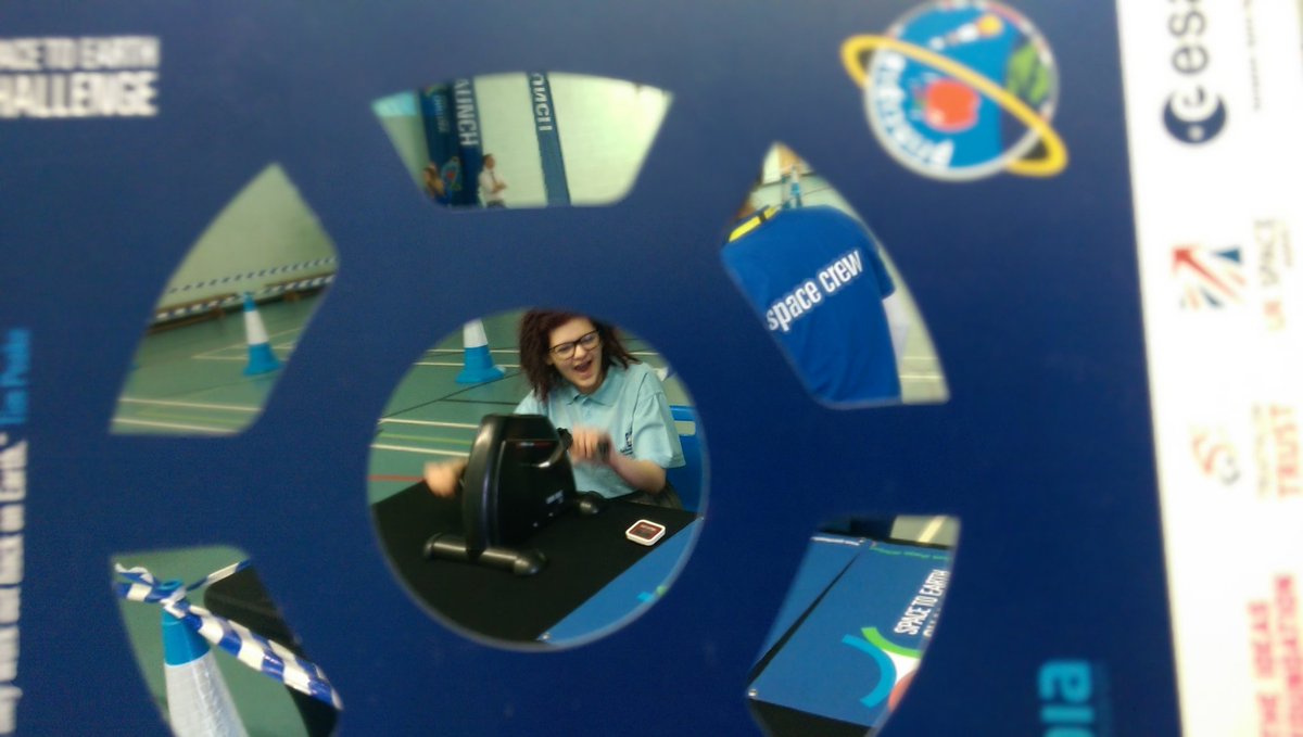 AstroMYK's tweet photo. Working hard #handcycle 400km &amp; beyond @astro_timpeake @space2earth @TriTrust #SpaceToEarthChallenge🌍🚀@SCA_Community https://t.co/dGOscfja1w