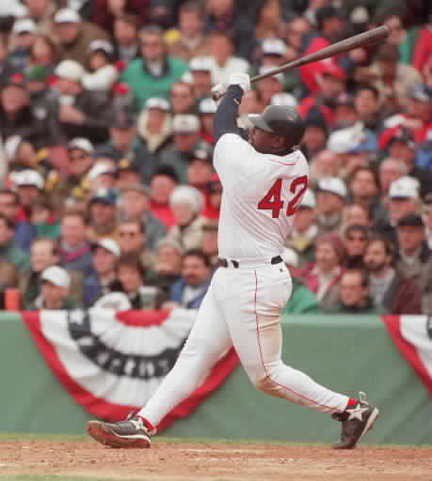 Happy 47th birthday to Mo Vaughn. 3X an all-star. MVP. Big guy. 