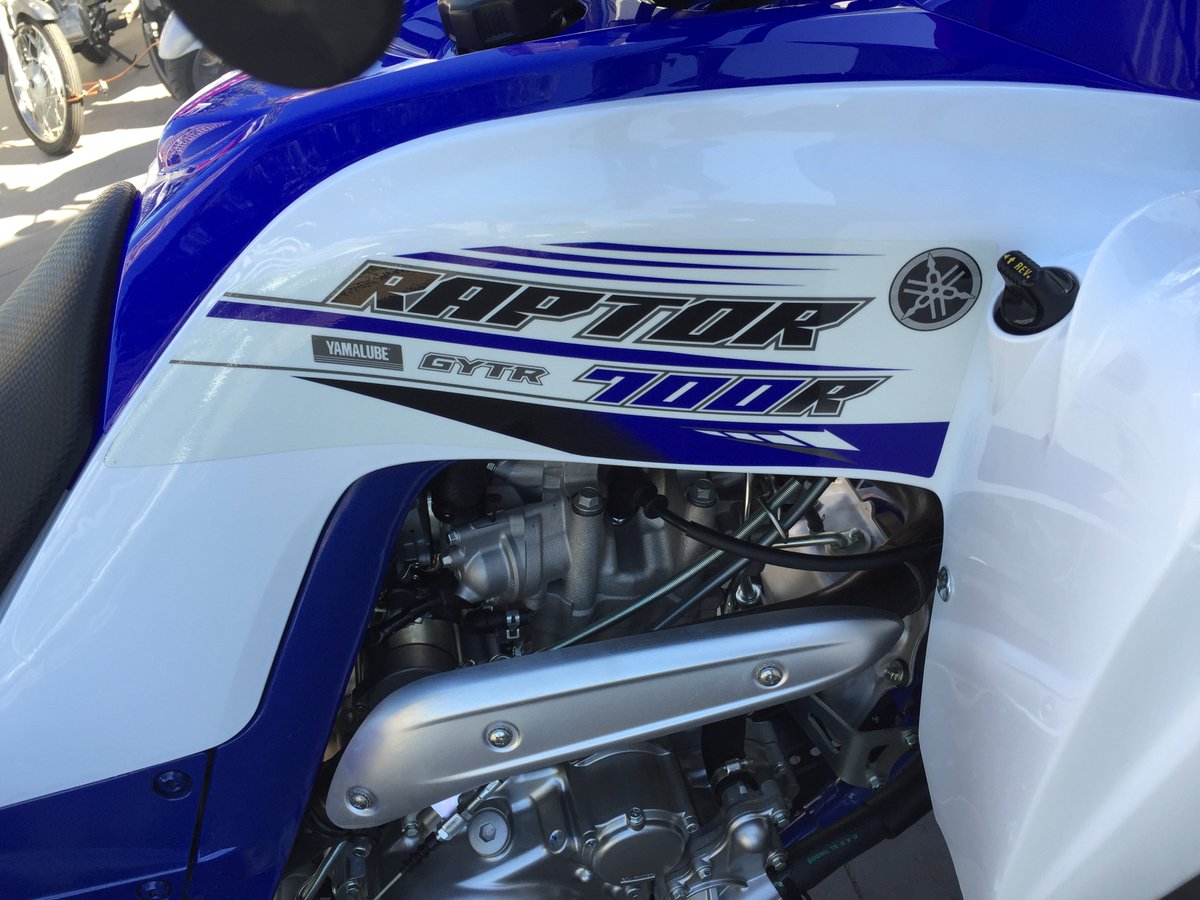 procircuitm's tweet photo. Buen Día y buenas rutas :)
RAPTOR 700 $6.290.000. adrenalina y buen gusto 
#FelizMartes #Dakar2016 #RegalaProcircuit https://t.co/uYSxE9yaJF