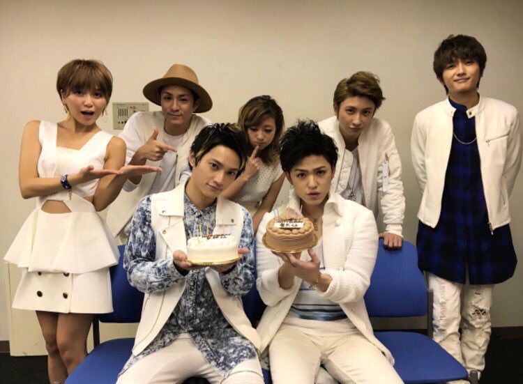aaaaaa24_naaa's tweet photo. ちあきまたケーキねらってるじゃーーーん https://t.co/A582TisB7h