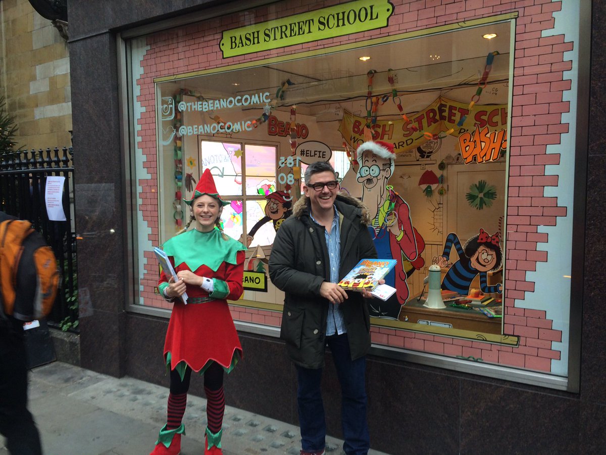 BeanoOfficial's tweet photo. We're giving away free Beano annuals at 185 Fleet Street, London… you just need to make a £5 donation to Starlight! https://t.co/1qw1XAtVw3