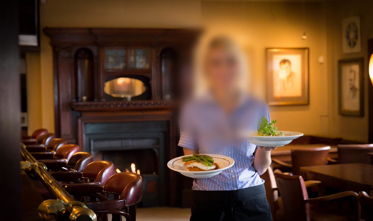 McCormacksPub's tweet photo. Miserable weather. Antidote? Good food, roaring fire, cosy atmosphere.
#DúnLaoghaire #Dublin
https://t.co/Pyh8nhekta https://t.co/CXAspXrr0H