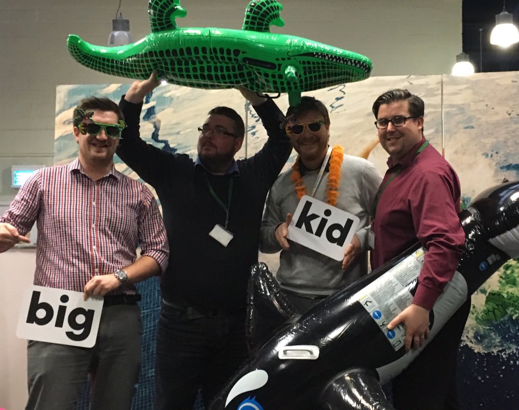 royale1982's tweet photo. Gang of lads! #TCBeABigKid #TCFalkirk https://t.co/N6jSeghvjN