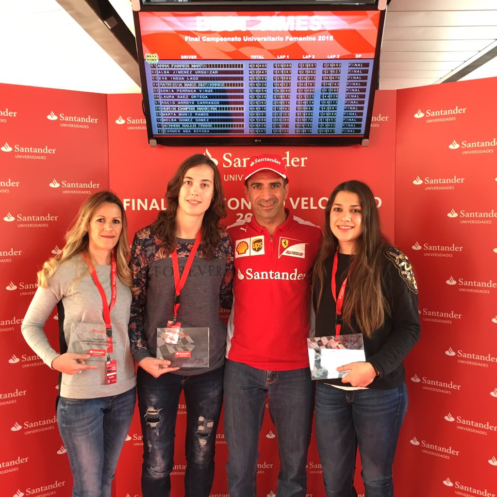marc_gene's tweet photo. Felicidades a las ganadoras de @SantanderGP @Santanderuniv #FinalCampeonatoVelocidad2015 https://t.co/GwXrVetb5B