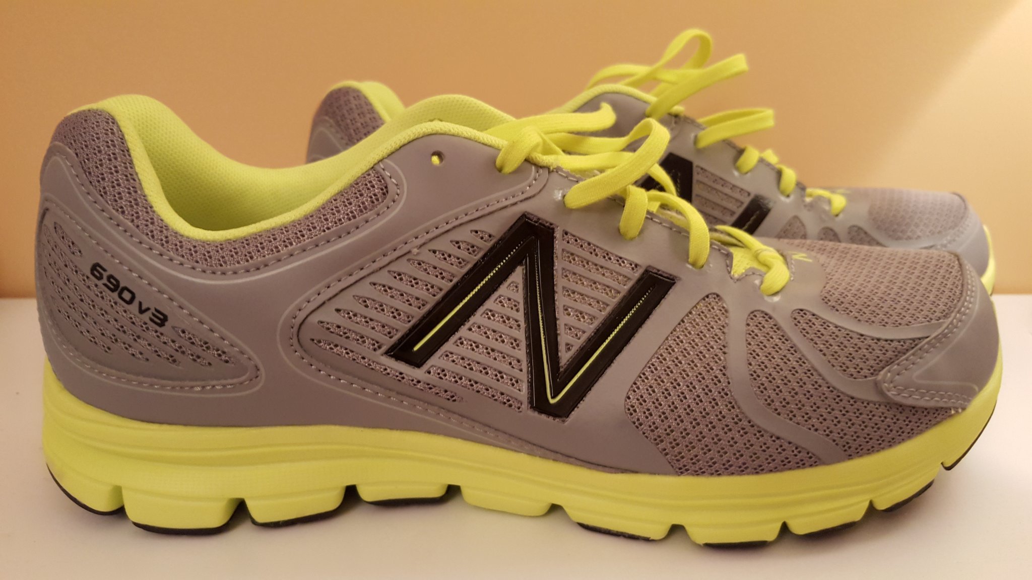 690v3 hotsell new balance