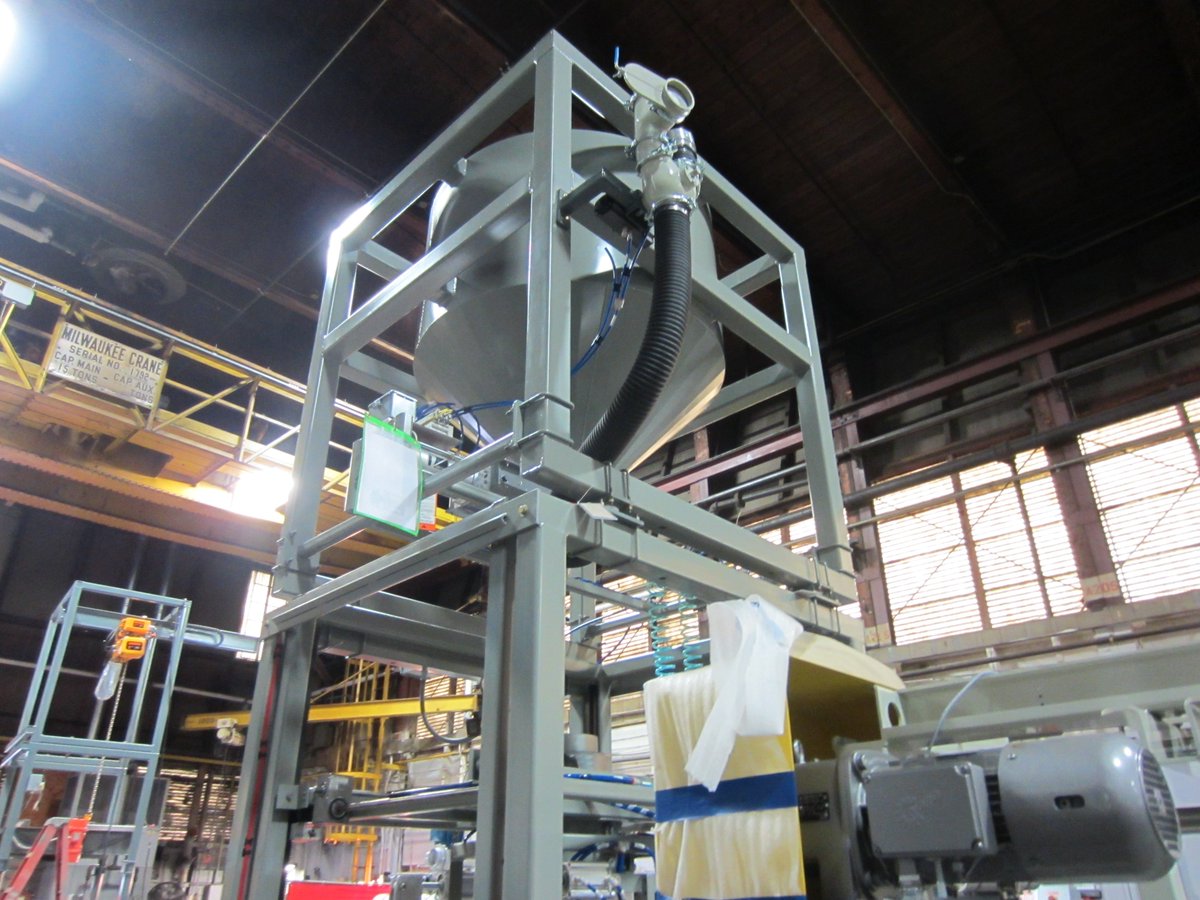 FormPakInc's tweet photo. Here's a machine that we R working on.#LetsBuildSomethingTogether #MOManufacturing # MFG #bulkbagequipment https://t.co/CAFbBfn7uc