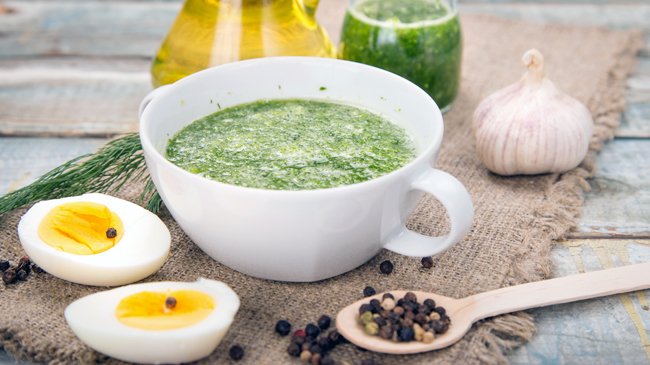 Cibodistrada's tweet photo. Ecco come si prepara la salsa verde o #bagnetverd https://t.co/QrBU1vO9rG https://t.co/veftXmRacB