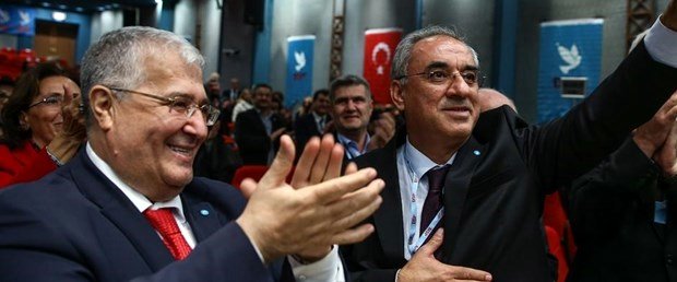 DSPGenelMerkezi's tweet photo. DSP GENEL BAŞKANLIĞI DEVİR TESLİM TÖRENİ, 16 ARALIK ÇARŞAMBA (YARIN) 15:00’DA GERÇEKLEŞECEK https://t.co/Uycg9FhbDU https://t.co/ezn0qhp1fw
