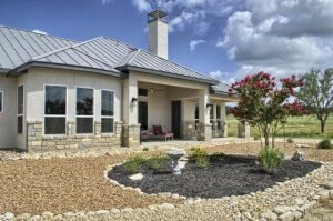 WaterViewHome's tweet photo. Spacious #ComancheTrace TX home for sale with prime golf course views! #GCHN #Retirement https://t.co/6w5zzMal61 https://t.co/CEukHOndPu