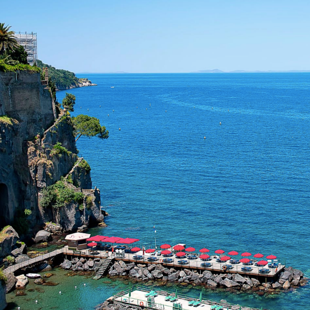 TPHoneymoons's tweet photo. Hideaway on your honeymoon to the Bellevue Syrene in Sorrento, Italy https://t.co/WZYKotq7yM https://t.co/BGFllnEcuf