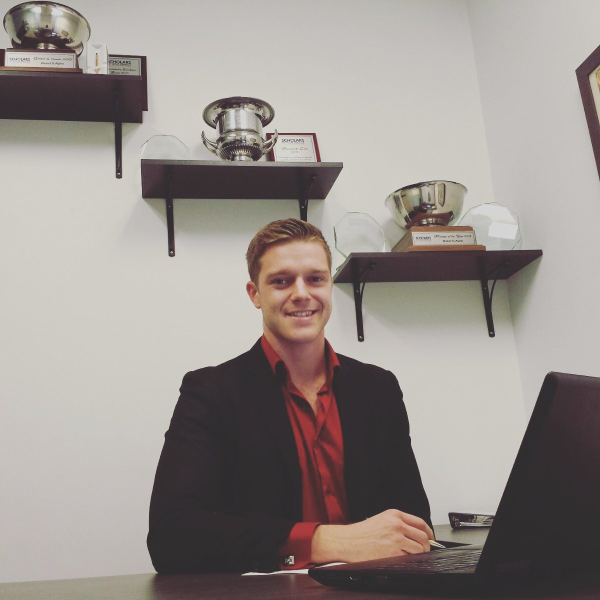 bizdevprogram's tweet photo. Our #Ottawa #GM looking #sharp!
#Entrepreneur #Business #Manager #Canadian #Leader #TheBDP #BizDevProgram https://t.co/cj3devuLTi