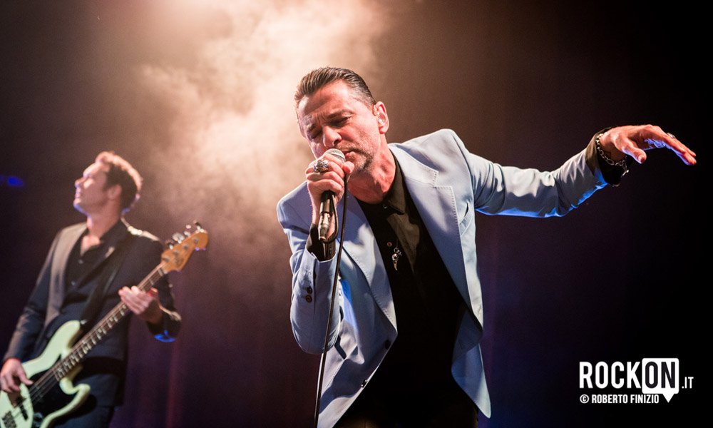 rockonitalia's tweet photo. Domani su Sky Arte serata dedicata a Dave Gahan, #Soulsavers e Depeche Mode #DaveGahanNight https://t.co/6tmmdeb4KK https://t.co/QIwwOzICyS