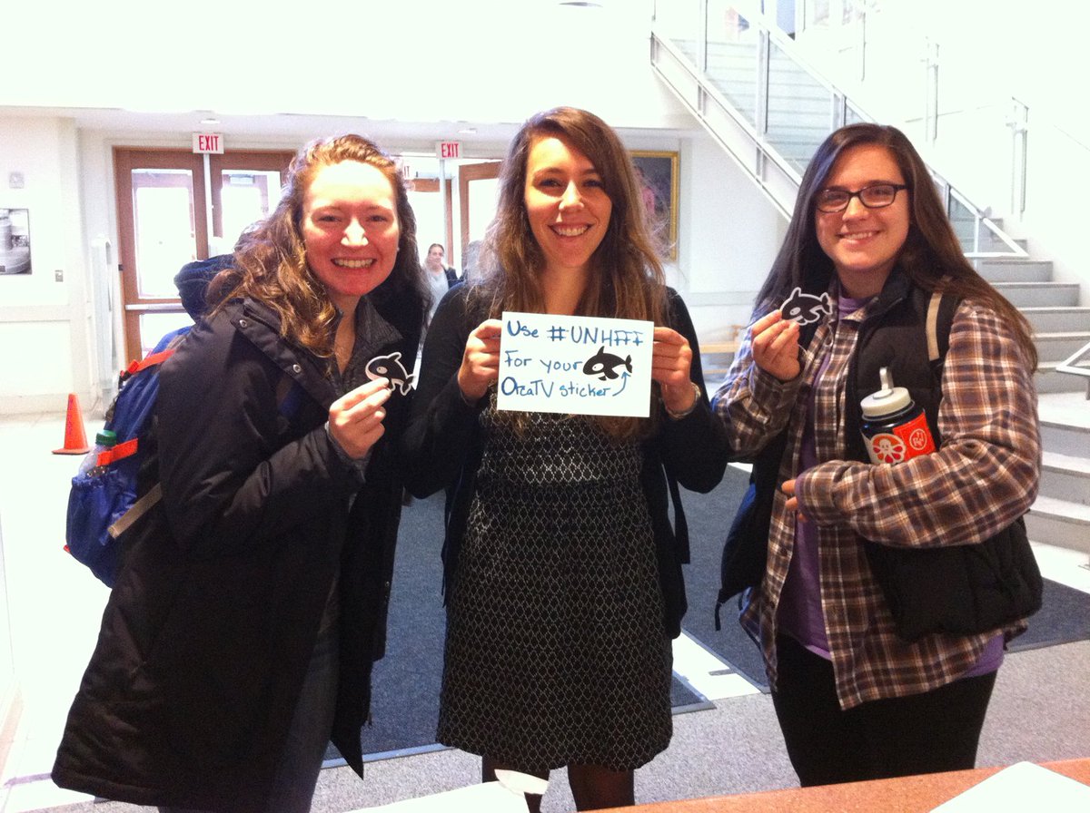 UNHOrca's tweet photo. These UNH students are enjoying their new @UNHOrca stickers at UNH Frazzle Free Finals #UNHfff https://t.co/dpB5CAujX4