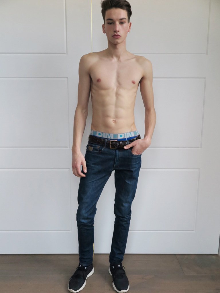 RevoRish's tweet photo. #NewFaces #Models #MaleModels Development #HugoPuvion #EliteModels @Elite_London https://t.co/FPyC3Us4pw https://t.co/fbxJOcUTgP