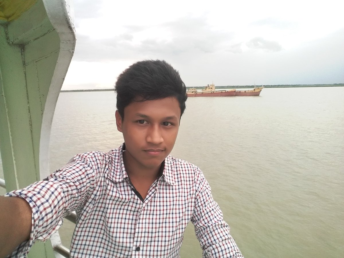 SadadNibir's tweet photo. #JOurny By #boAT #AWESOOOOME :* https://t.co/uAfsaon3t5
