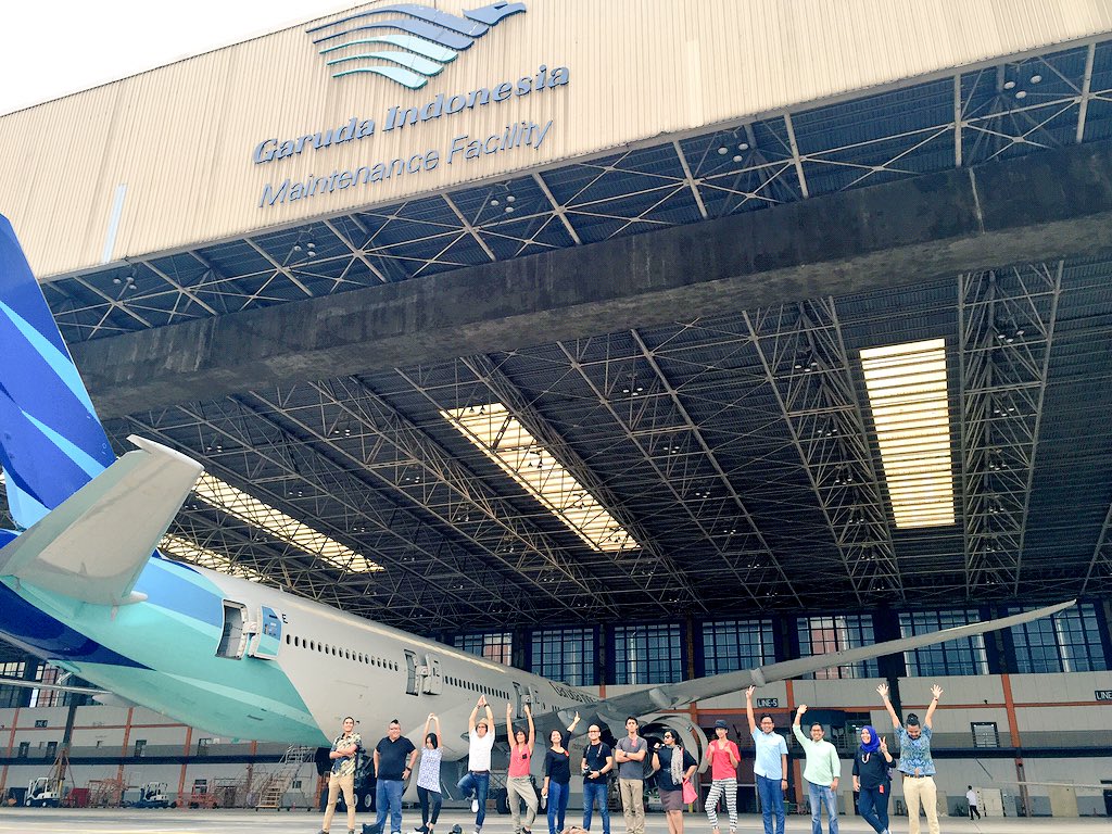 AsepKambali's tweet photo. Hangar II GMF AeroAsia #GAbehindTheScene @IndonesiaGaruda https://t.co/iEvIumZz2n