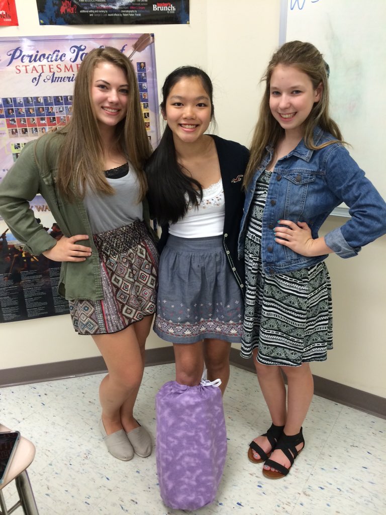 lydcamp1999's tweet photo. Happy birthday @Shanna_1215 🎉 https://t.co/MGDi7giO3b