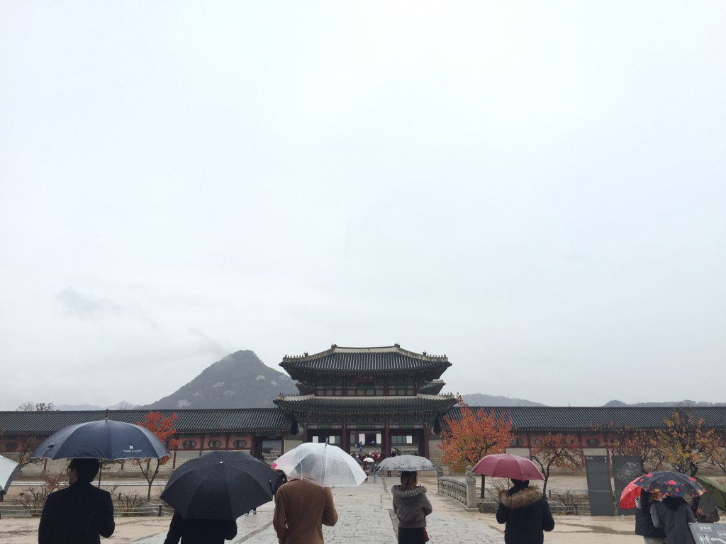 SFDropouts's tweet photo. Three Days in Spicy, Sopping #Seoul #travel #digitalnomad #Korea #SouthKorea https://t.co/4ZOLEW70tI https://t.co/EwmXDXPOhr