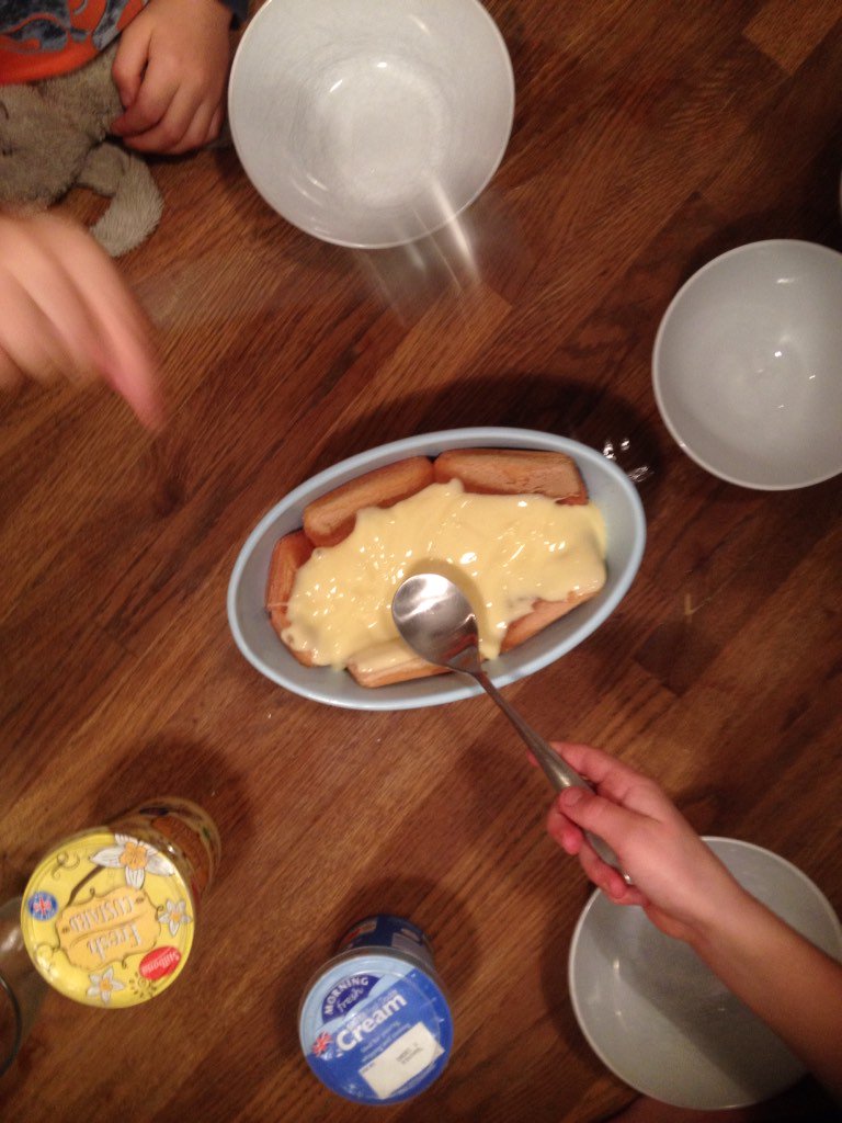TrifleWithLife's tweet photo. Okay so it may not look pretty but it tasted good! #TasteMyTrifle #triflewithlife #makeatrifle https://t.co/R7GiS9WmJY