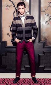 fitcustomshirts's tweet photo. Find your reason to celebrate with style this holiday season! #menswear #FashionUnfold #menstyle @MensStyleDaiIy https://t.co/GnSERmMVHQ