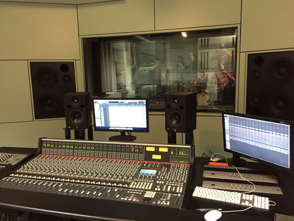 Deri Roberts tweet media