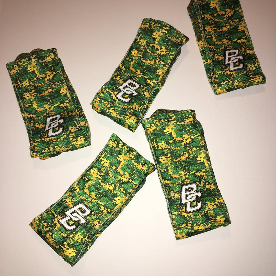ICTSocks's tweet photo. See u tonight at the Bishop Carroll bball game throwing out socks! Socks will be available at booster club table! https://t.co/To5OEQAqnD