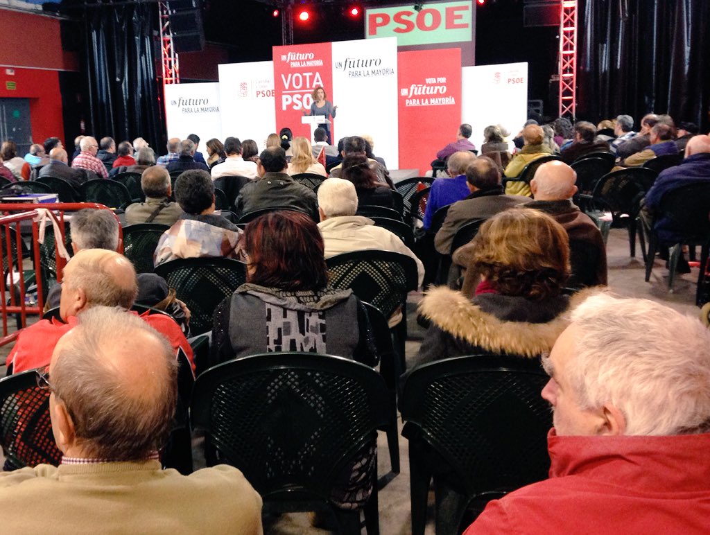 PSOE_CyL's tweet photo. #MeritxellBatet en #MirandaDeEbro"O Rajoy o @sanchezcastejon,
solo @PSOE puede acabar con legislatura d desigualdad" https://t.co/EWfDMV7r8c