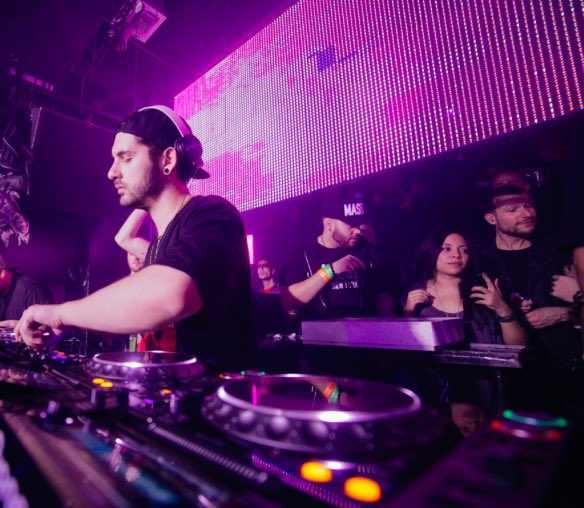 BlerdHipHop's tweet photo. Borgore se hace con Zoológico Club

https://t.co/fYWRbDdnG6 https://t.co/okp55Idbg2