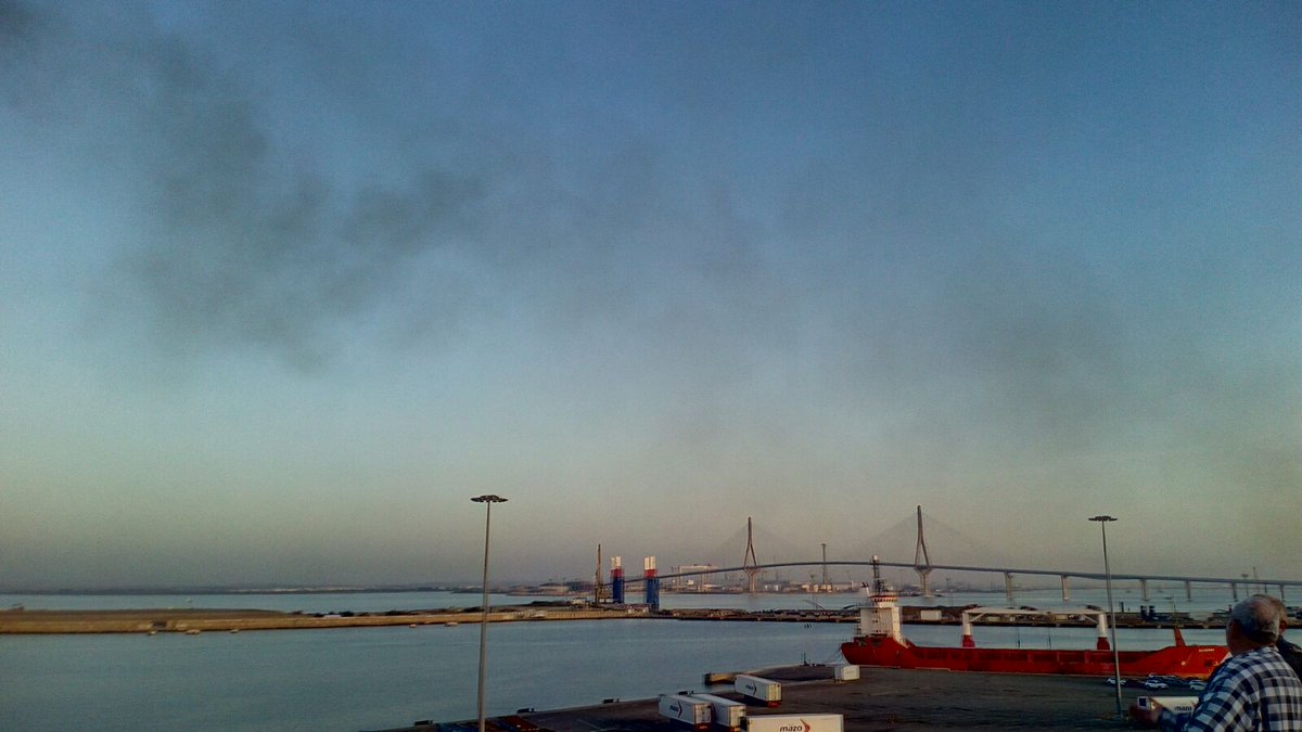 SCOUTCANARIAS's tweet photo. NO PASA NADA LA #LPB2015 YA ESTA EMBARCADA, y camino a Canarias.@scoutsmsc @ScoutsTfe @MSCLasPalmas @NivarienseD https://t.co/pOaUTJptoy