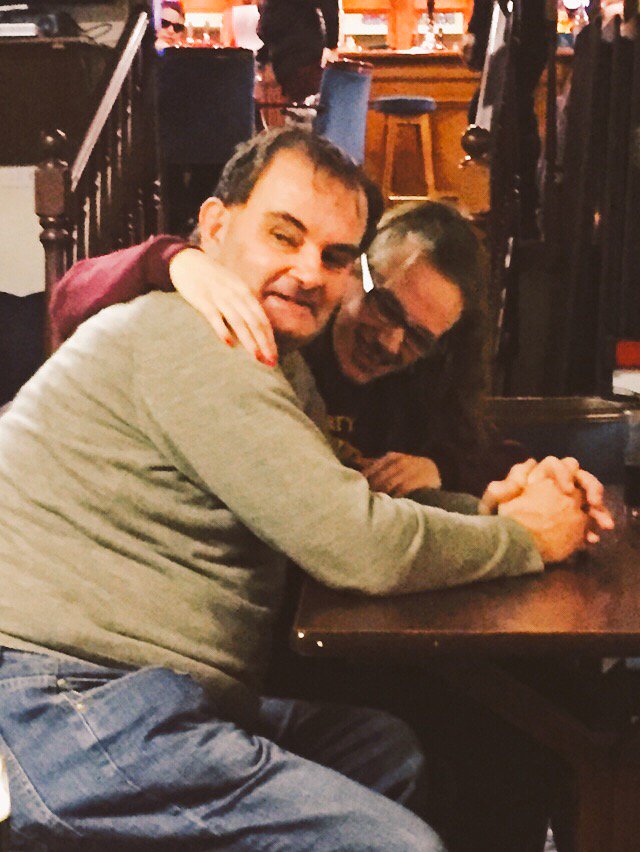 FrazzleJones's tweet photo. Love the Christmas do for @FryersWalk everyone had a lovely time #party #friends #cheers 🍷🎄 https://t.co/aM8RTaeAky