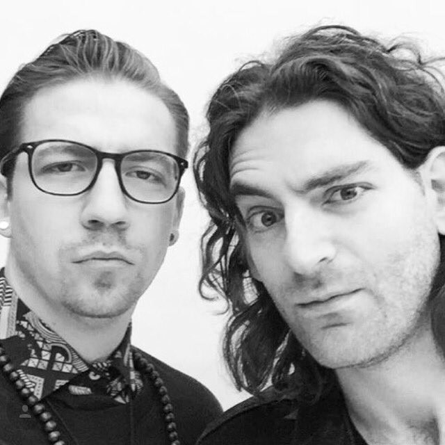 ournameisMAGIC's tweet photo. Taking photos like BOSS! #photoshoot https://t.co/q9ZZyhVuGa
