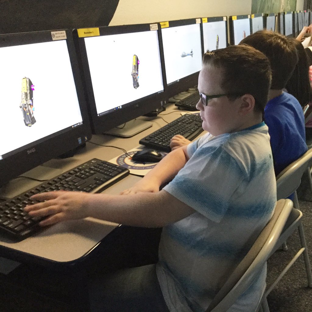 STARBASEAustin's tweet photo. Students at #NadineJohnsonElementary put their #CAD knowledge to work by creating a personalized project in #Creo. https://t.co/KQV9t5uQZ1