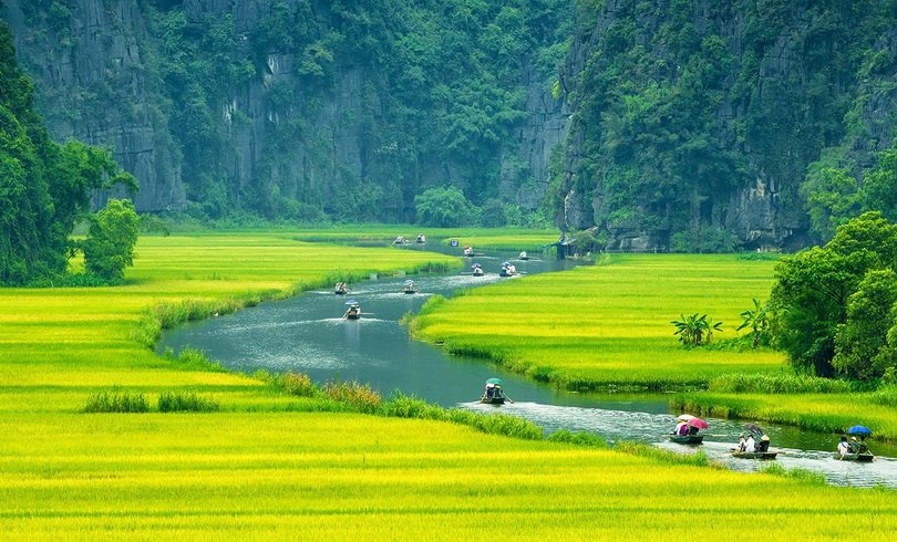 KiwiTour's tweet photo. #Hoa_Lu and #Tam_Coc, #NinhBinh province. Do not hesitate any more!
#Vietnam #Southeast_Asia
https://t.co/qhIITQs69a https://t.co/UpTHTsRCjt