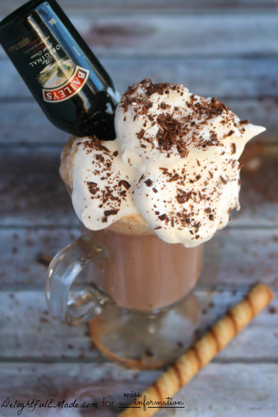 everysingletim3's tweet photo. 5 Recipes To Make You A Hot Chocolate Genius - which one will you be making? https://t.co/kVBn0N0k3b https://t.co/kdgMs4thNF