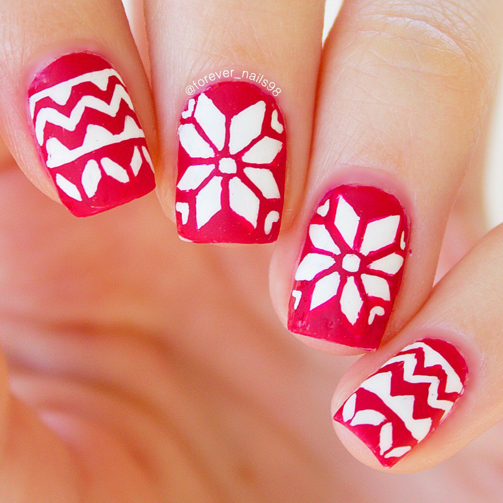 Check out my Instagram for new holiday nails every day until Christmas!! #12daysofnailmas
instagram.com/forever_nails9…
