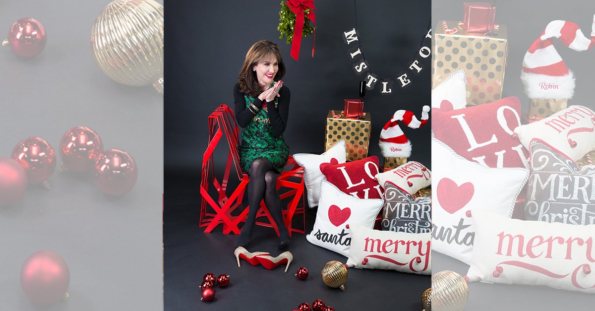 Robin_McGraw's tweet image. "I will honor Christmas in my heart, and try to keep it all the year." -Charles Dickens #HappyHolidays from #RMR