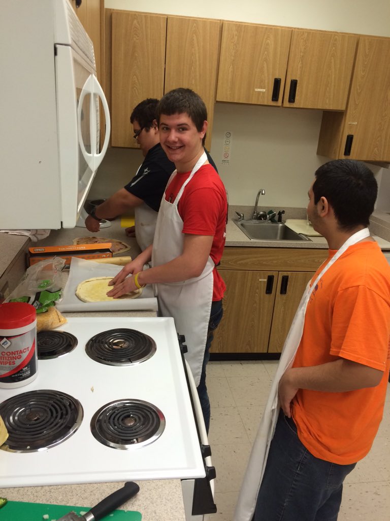 StrawBari🍓 tweet media