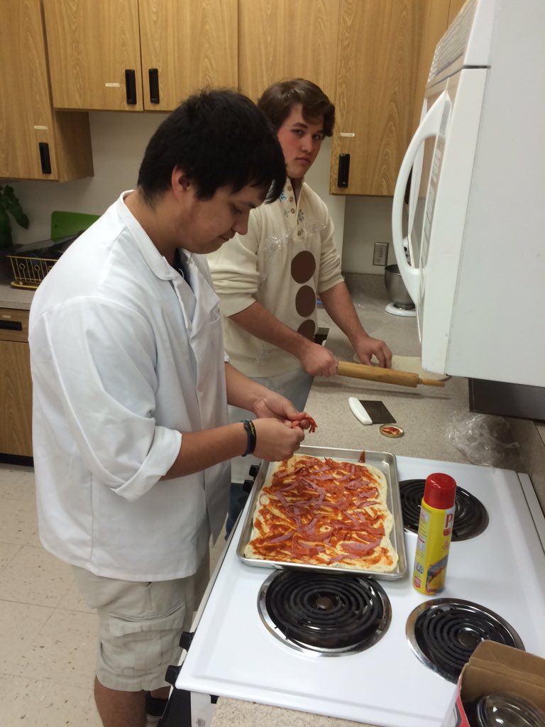 StrawBari🍓 tweet media